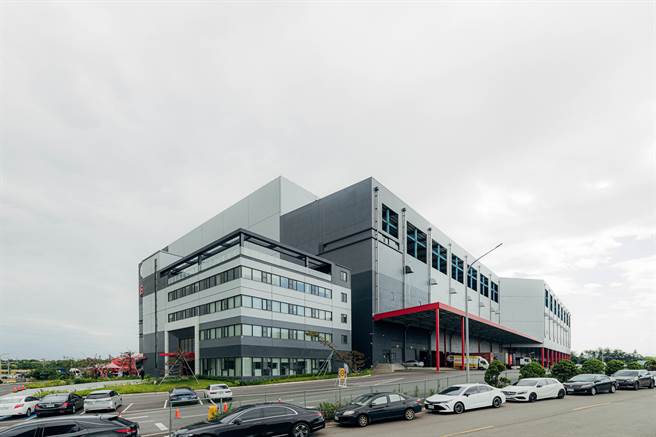 桃园观音新澄物流园区大楼今落成启用。（桃市府提供／蔡明亘桃园传真）