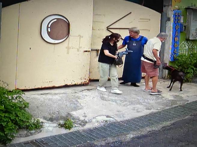新店動物之家通知飼主領回小八。（新北市動保處提供／李奇叡新北傳真）