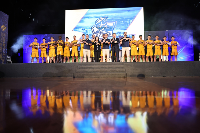 新北中信特攻全队在开季记者会上宣示争冠决心。（新北中信特攻提供）