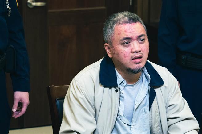 王镜冠脸上红疹、乾癣都是真的。（三禾行销提供）