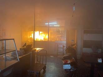 新竹便當店清晨氣爆  店面全毀1員工燒傷送醫