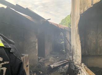 台中清水木造平房大火警    45歲男子躲浴室遭燒死