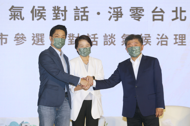 圖為國民黨台北市長參選人蔣萬安（左起）、無黨籍台北市長參選人黃珊珊、民進黨台北市長參選人陳時中。（資料照,杜宜諳攝）