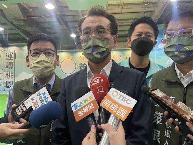民进党桃园市长参选人郑运鹏说，多数市民盼桃园民进党执政继续。(吕筱蝉摄)
