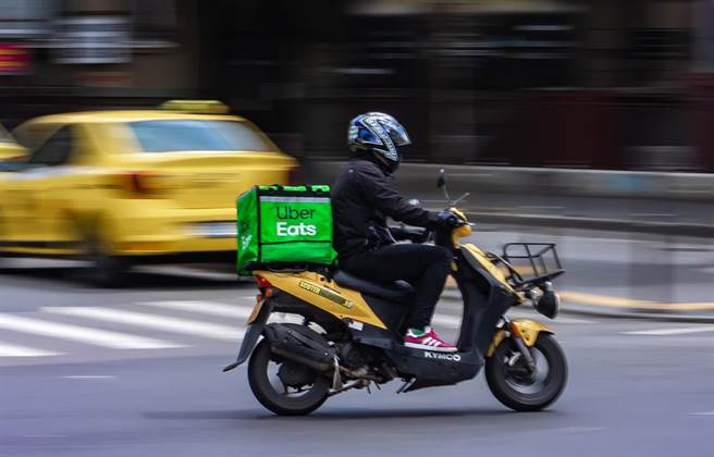 不肖餐厅业者利用外送平台漏洞，诈得30多万元。（示意图／Shutterstock）