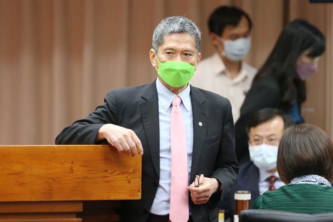 文化部长李永得今日上午在立法院对「国际影音串流平台Taiwan Plus经营绩效与未来规划」做专题报告。（杜宜谙摄）