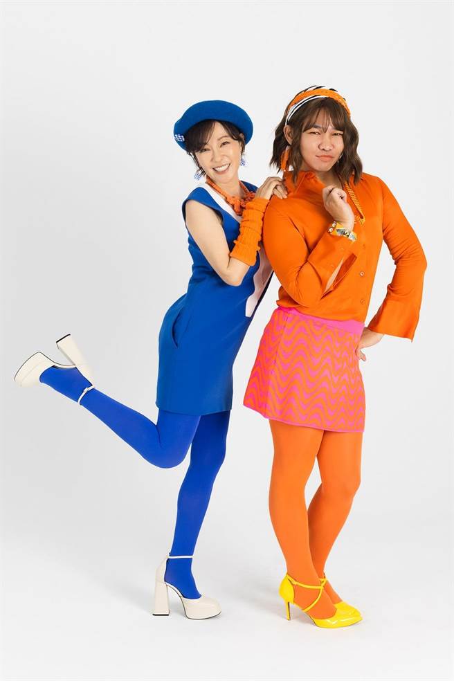 况明洁与那那大师组成「曾是少女」拍摄广告。（仕高利达 提供）