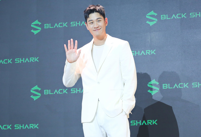 周兴哲于10日下午向粉丝证实求婚成功。（陈俊吉摄）