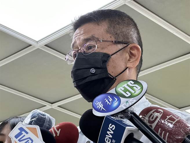 台北市議員王浩今天接受媒體聯訪。（楊亞璇攝）