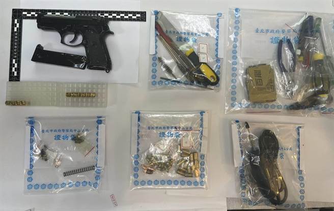 警方查獲作案槍枝、子彈等證物。（翻攝照片／林郁平台北傳真）