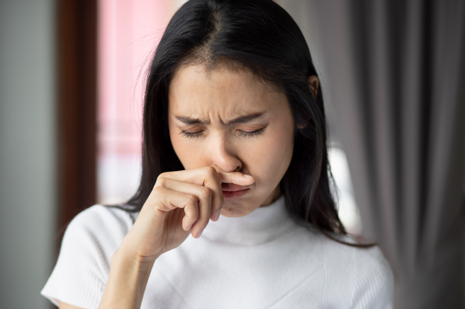 不少人遇到换季，就会出现打喷嚏及流鼻水等症状，营养师分享6种能抗过敏的食物，可以有效增强抵抗力。(示意图/达志影像)