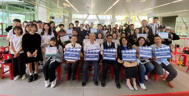 第一届台中捷运创意短片节徵选结果出炉，主办单位盛大举办颁奖典礼。（冯惠宜摄）