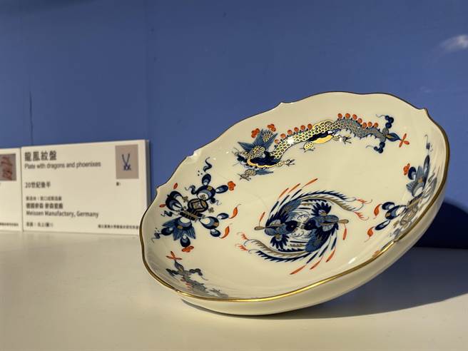 鶯歌陶瓷博物館與台大藝術史研究所、台大博物館群、台大美術館籌備處合作，即日起至10月30日將展出「出色：近代陶瓷彩繪的調色盤革命」特展，挑選出18至20世紀重要陶瓷產區的68件陶瓷彩繪作品。（陶博館提供）