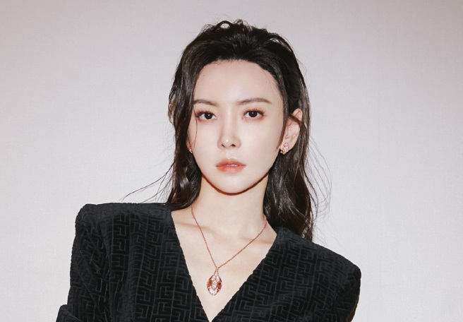 大陆女星于文文曾在台湾出道，创作才华相当优秀。（图／于文文工作室微博）