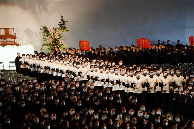 法鼓山也宣布今年的大悲心水陆法会也将恢復受理海、内外民眾参与实体法会。（法鼓山提供／林良齐台北传真）