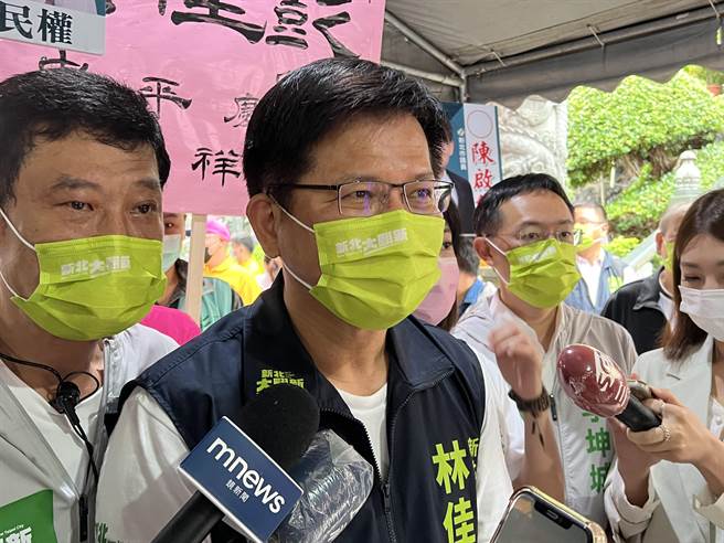 林佳龙说，既然这3位议员参选人是「侯家军」，那他也建议侯市长可以约束一下。（李奇叡摄）