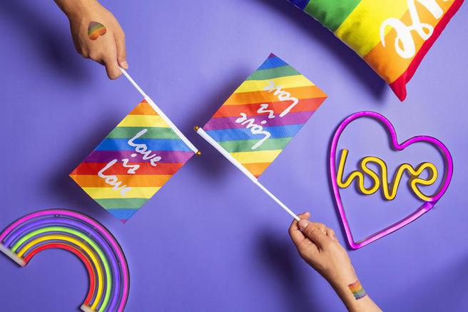 （抢攻彩虹商机，寒居酒店推出「寒居爱很大」住房优惠专案。图／寒居酒店提供）