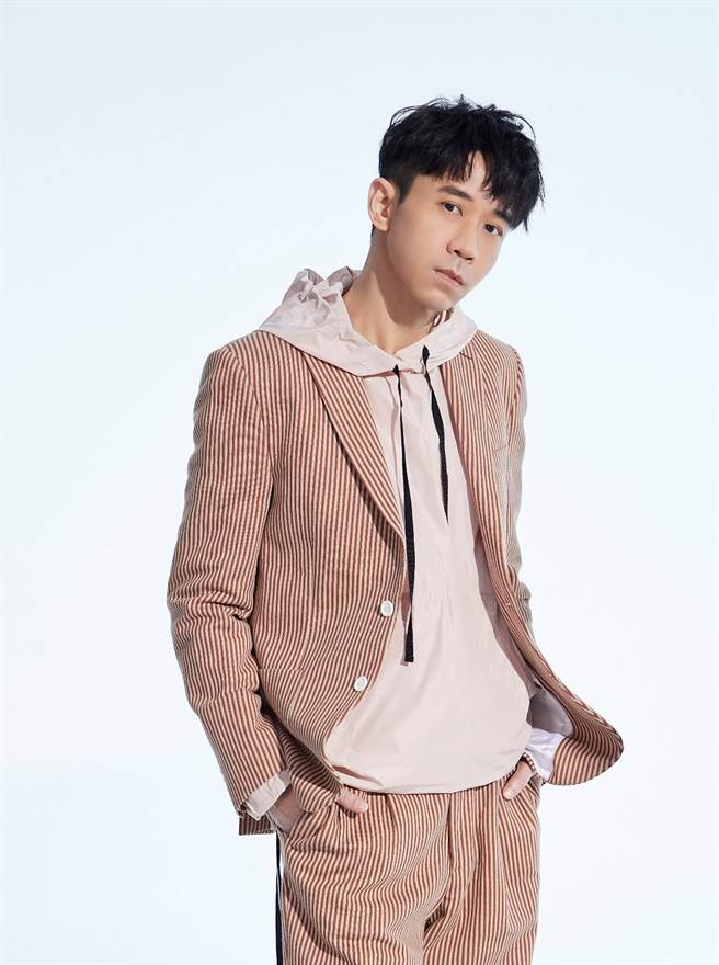 光良将在金钟奖上用歌声向幕后工作人员致敬。（三立提供）