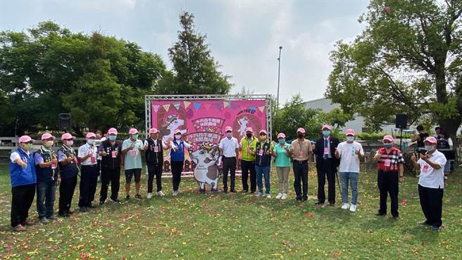 云林县崙背乡千巧谷牛乐园休閒农场揭牌，打造云林休閒农业新篇章。（云林县政府提供／张朝欣云林传真）