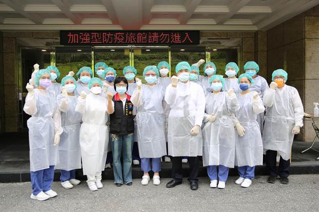 随着疫情趋缓，放宽防疫措施，花莲加强版防疫旅馆将退场。（花莲县卫生局提供）