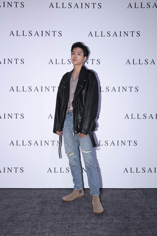 人气男团Ozone佳辰透露约会时则佩戴款式低调的饰品，以免比女朋友漂亮，展露花美男贴心的一面。（陶福媛摄）