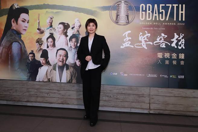 唐美云制作、主演的《孟婆客栈》入围4 项金钟奖。（民视提供）