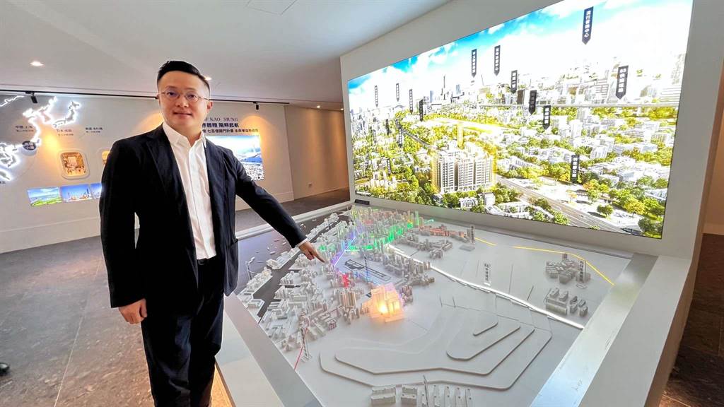 華友聯董事長陸炤廷指出，「華友聯Power City」可讓年輕人買得起。（柯宗緯攝）