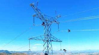 新疆加快新能源專案建設 今年新增裝機將達一千五百萬千瓦