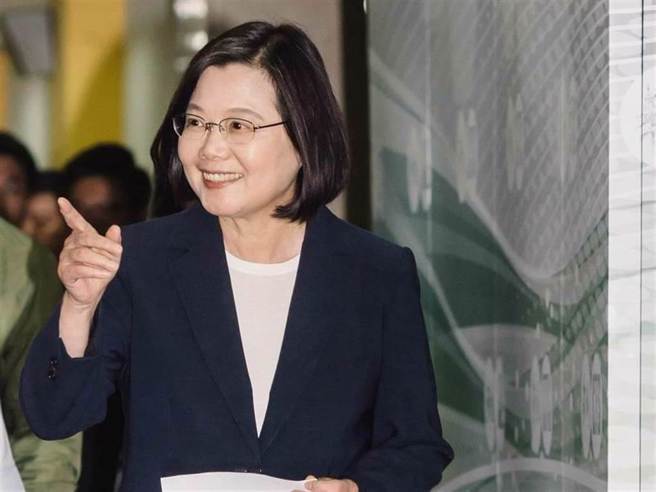 李远哲爆料，曾针对温室气体排放与蔡英文交换意见，但蔡说「2024年以后不是我的事，是下一代的事」。(中时资料照)