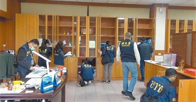 中州科技大学涉嫌以谎称提供高额奖学金、高科技产业实习等诈术，诱骗乌干达籍16名乌干达学生来台，副校长等10人被起诉。（本报资料照片／吴敏菁彰化传真）