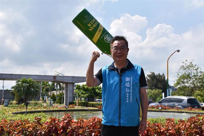 国民党提名苗栗县长参选人谢福弘财产申请现金存款有5百多万元。（谢明俊摄）