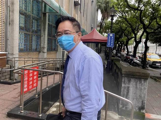 台北地院认定前立委蔡正元利用中影股权交易机会，私吞阿波罗投资公司2.8亿元资产，依业务侵占罪判刑3年6月，另《商业会计法》判刑6月，可易科罚金（本报资料照片）