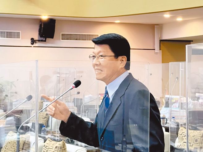 台南市议员谢龙介。（资料照片，洪荣志摄）