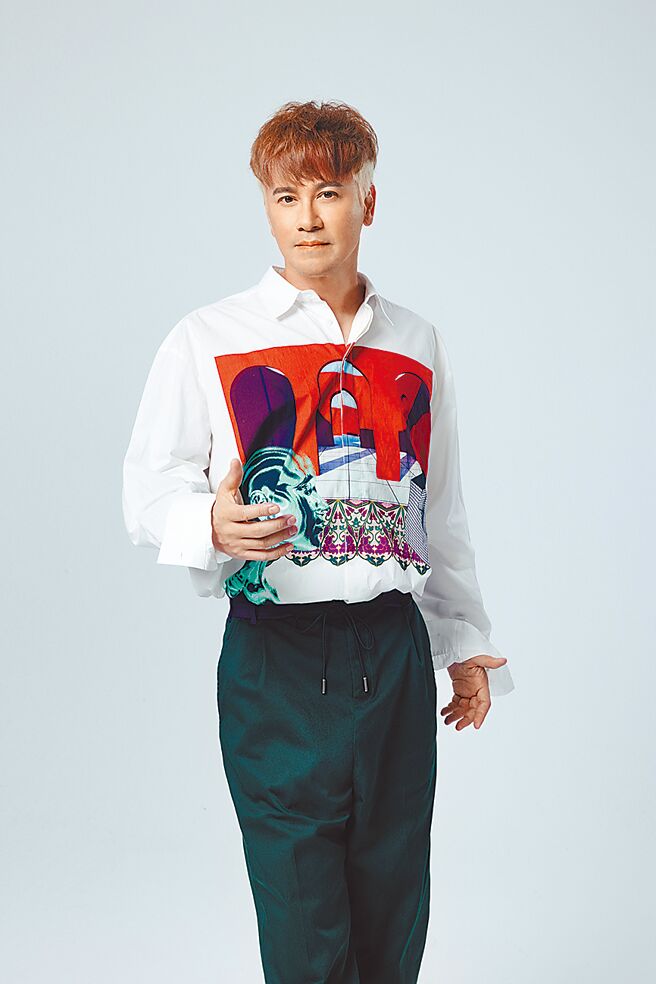 李圣杰准备推出新专辑。  （华纳音乐提供）