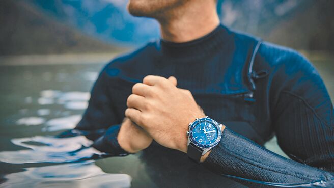 格拉蘇蒂原創推出SeaQ計時腕表，融入德國設計美學與工藝。（Glashutte Original提供）