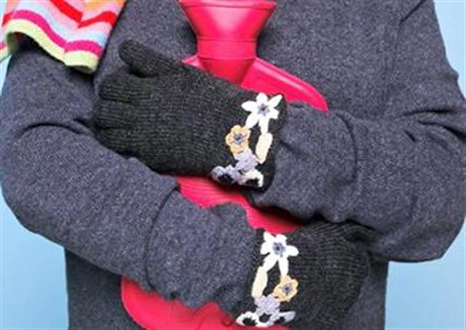 欧洲能源危机买爆中国过冬电热毯八件套。（观察者网）