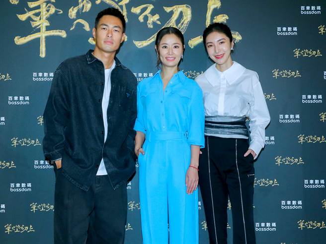 楊祐寧（左起）林心如、楊謹華一同接受訪問。（粘耿豪攝）