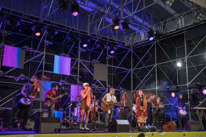 2022世界音乐节今晚继续在台北大佳河滨公园高歌。（风潮音乐提供）