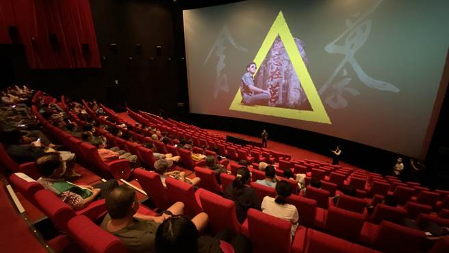 《金門留念》導演洪淳修秉持一貫幽默有趣的風格，每每開放售票，皆創下影展最快完售的紀錄(于家麒攝)