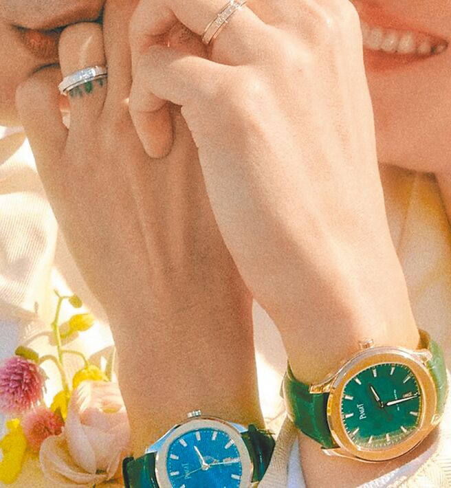 孔晓振与Kevin Oh手牵手放闪，手上佩戴伯爵对表与婚戒。（摘自IG）