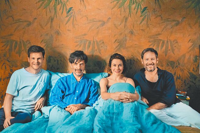 《趴兔青春期》由班杰明赫曼（左起）担任制片、克里斯多福赫斯特、克莉丝汀保罗主演、佛罗瑞加仑伯格执导。（海鹏提供）