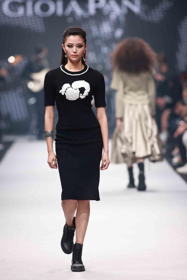 GIOIA PAN 2023春夏系列「邂逅未来」三部曲领头未来。（GIOIA PAN提供）