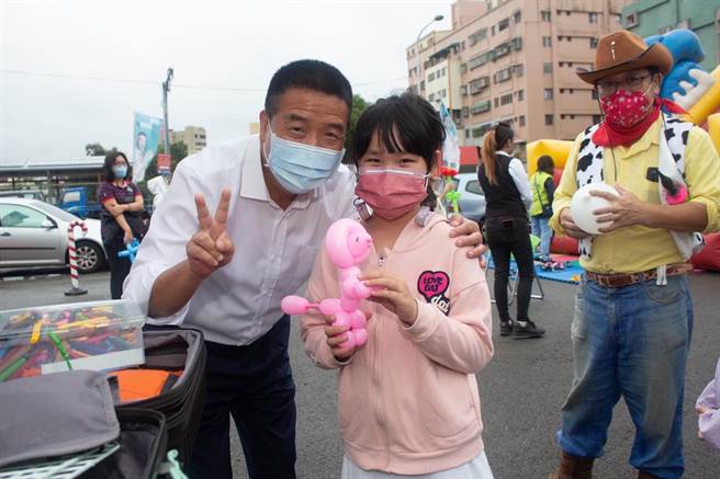 民進黨苗栗縣長候選人徐定禎提出「好客政見」客家政見3大主張。(徐定禎競選團隊提供／李京昇苗栗傳真）