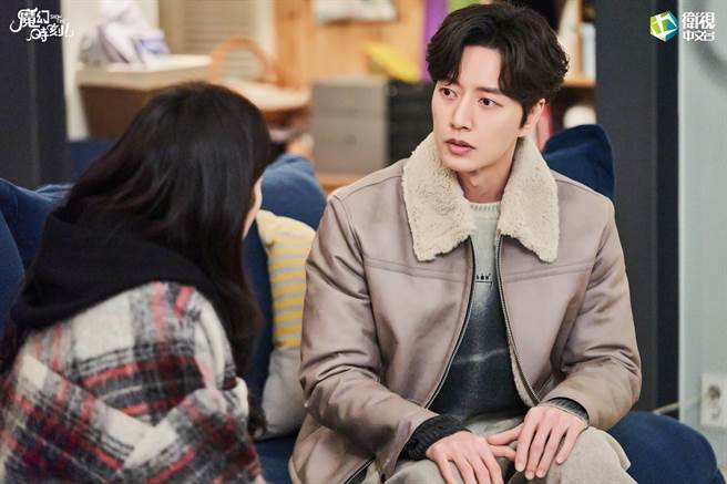 朴海镇自爆与秦基周太熟演情侣有些尷尬。（卫视中文台提供）