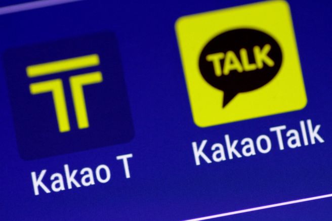 Kakaotalk長時間中斷服務不只對國民造成嚴重不便及損失，這類網路干擾也可能成為導致國安危機的致命問題。(圖/路透社) 