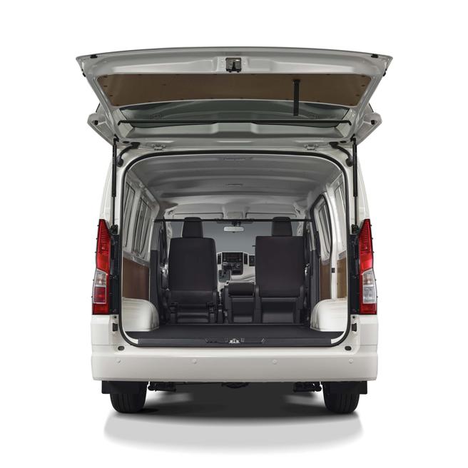 2023年式TOYOTA HIACE上掀式尾门。（和泰汽车提供）
