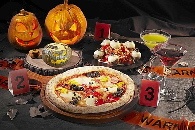 （抢攻西洋鬼节商机，台北喜来登饭店「比萨屋」推出搞怪「万圣劫」活动。图／姚舜）