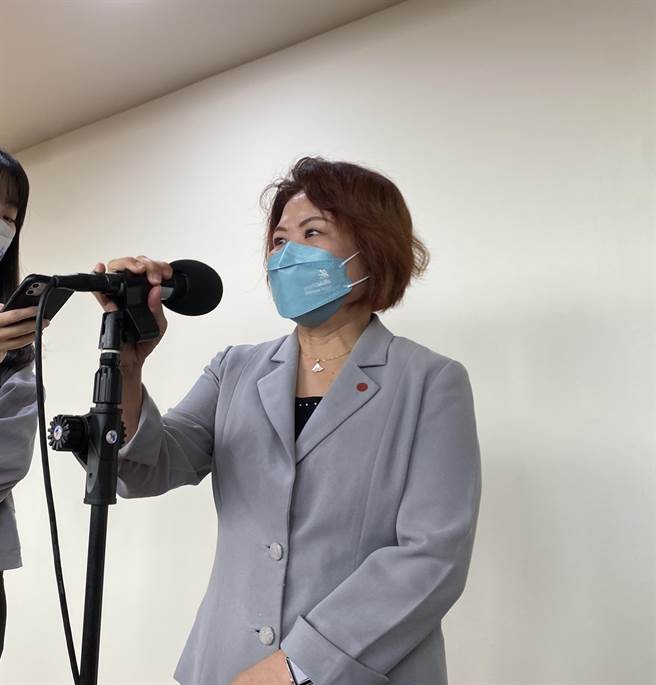 勞動部長許銘春。（李柏澔攝）