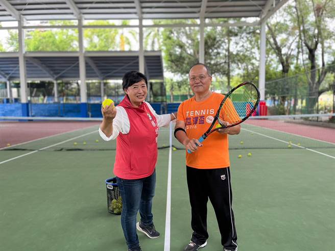 蔡培慧爭取2888萬元經費，草屯鎮多功能球場啟用。（蔡培慧服務處提供／廖志晃南投傳真）