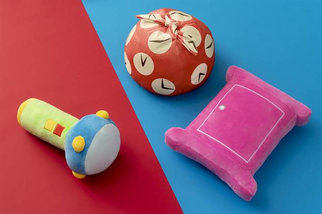 只要购买套餐加319元或是单买349元就可将道具抱枕带回家。（麦当劳提供）